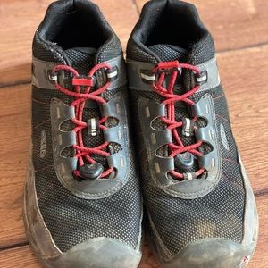 Boys Keen hiking boots